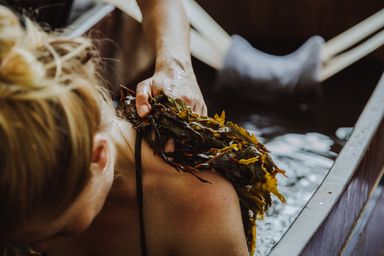 A spa massage